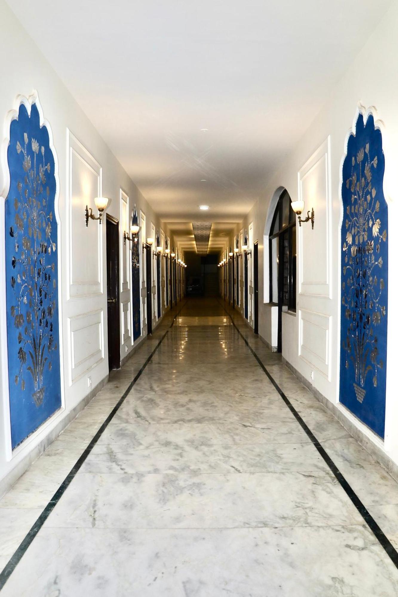 Tivoli Heritage Palace, Rewari Bakhapur Exterior photo